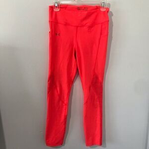 Under armor leggings size M.   A217